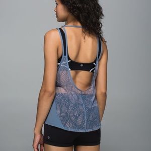 Lululemon Tank Size 2